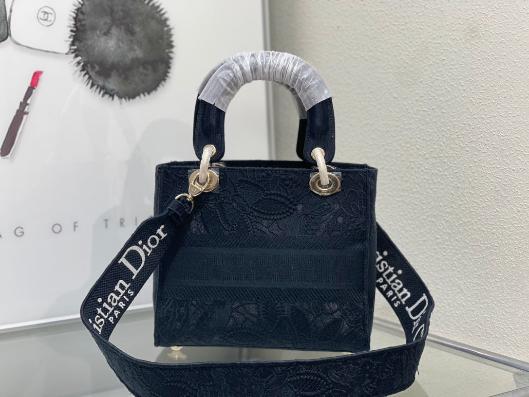 Dior d lite bag