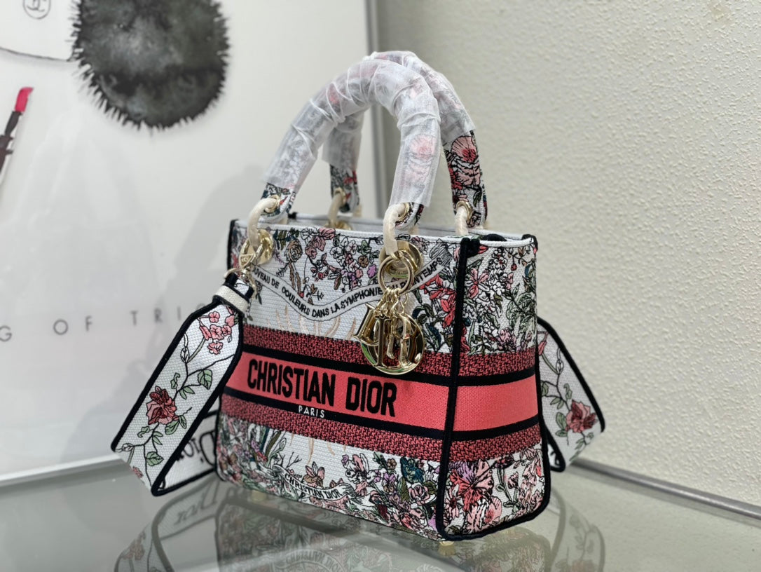 Dior d lite bag