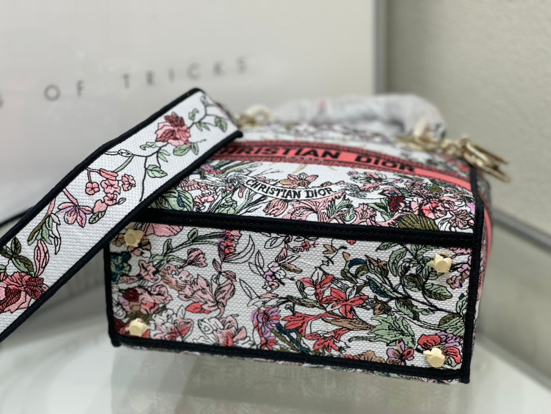 Dior d lite bag