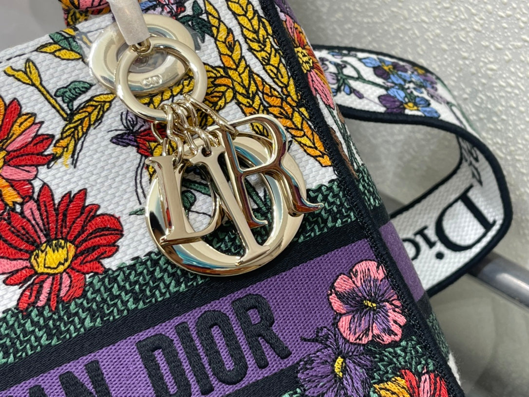 Dior d lite bag