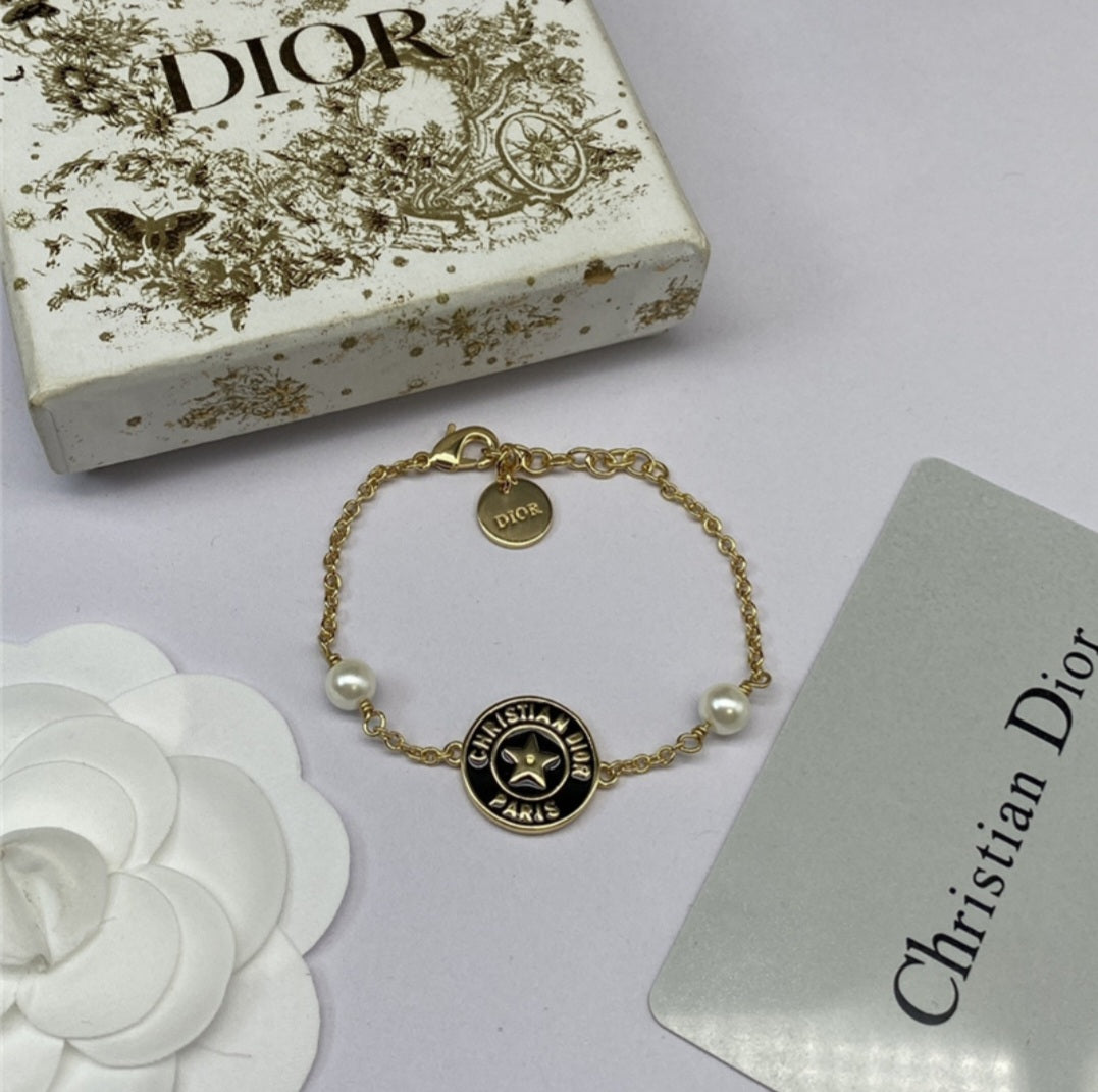Dior button necklace
