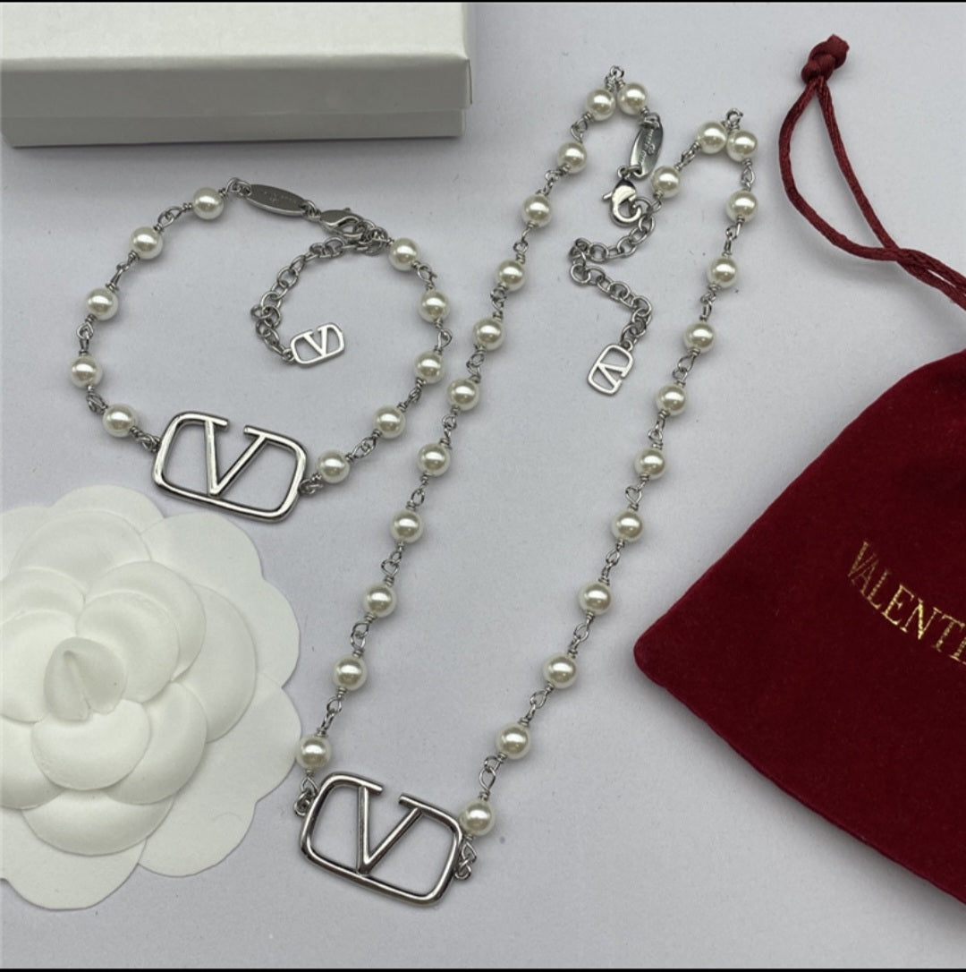 Valentino necklace earrings set