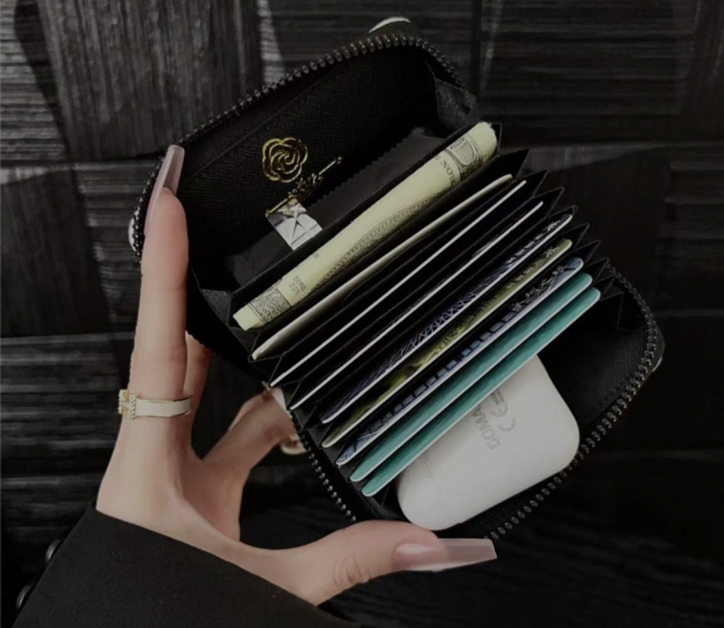 CC wallet style bag