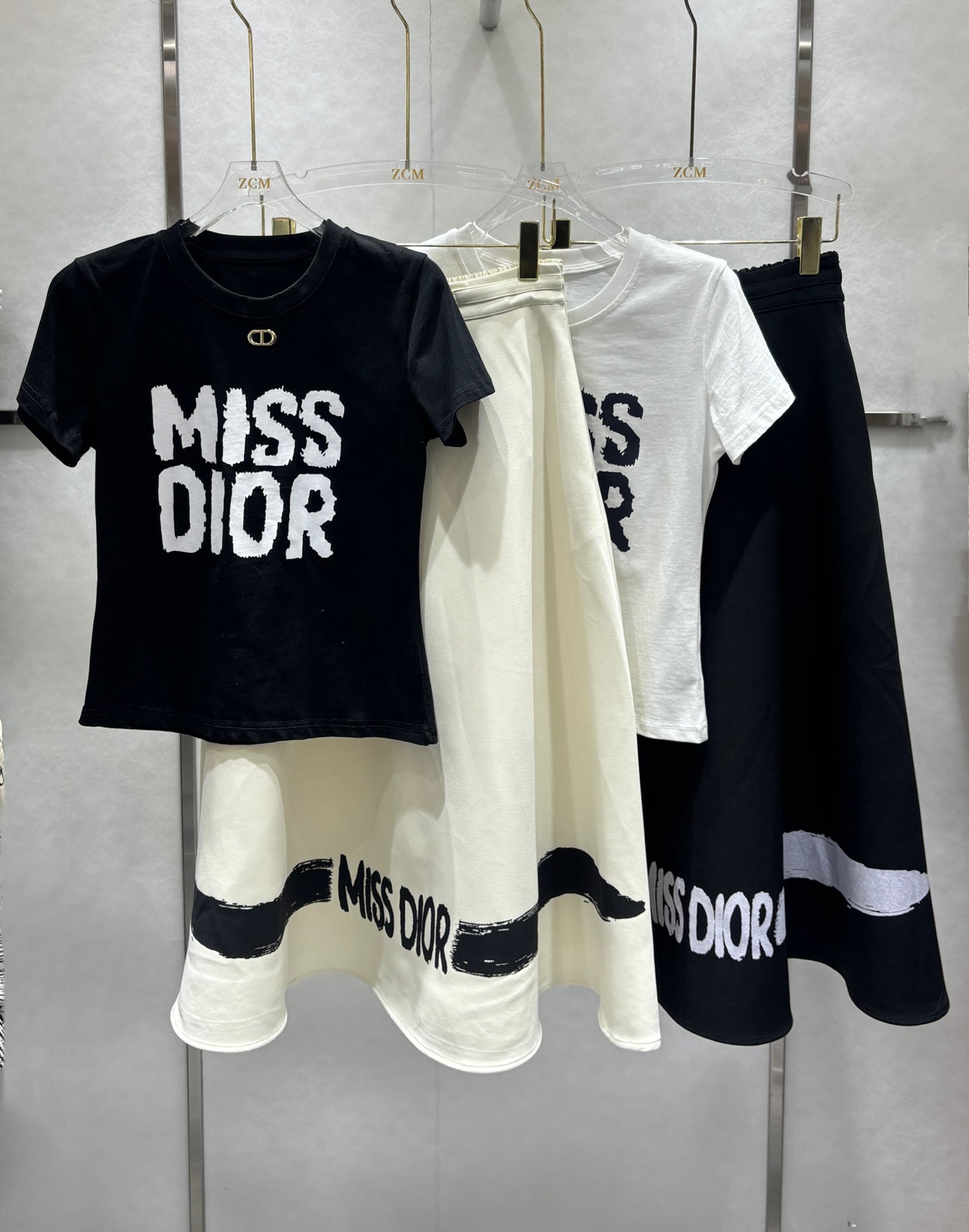 Top skirt set