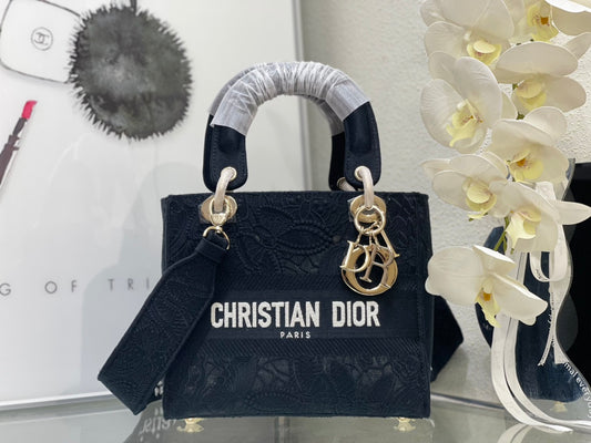 Dior d lite bag