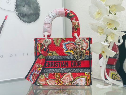 Dior d lite reg bag