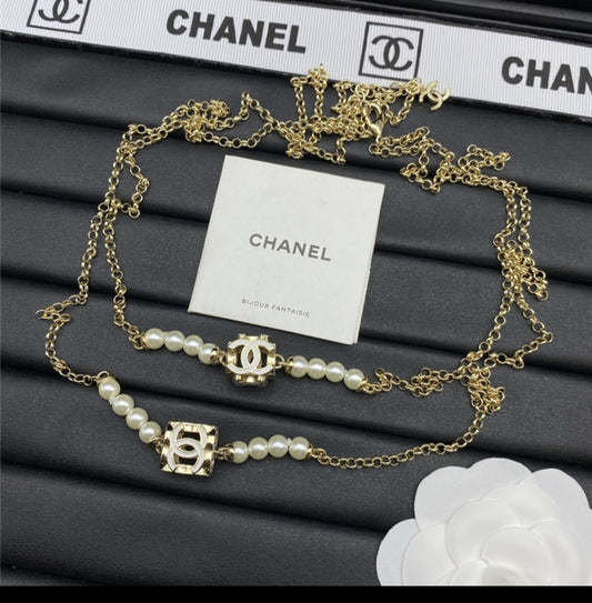 Chanel white earrings necklace set