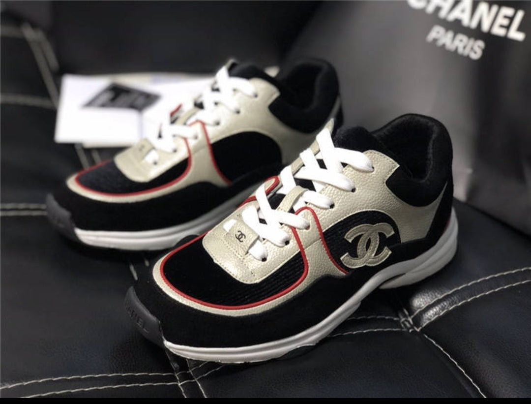 Sneakers styling chanel